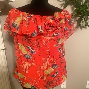 excellent condition, worn once, orange floral top size medium